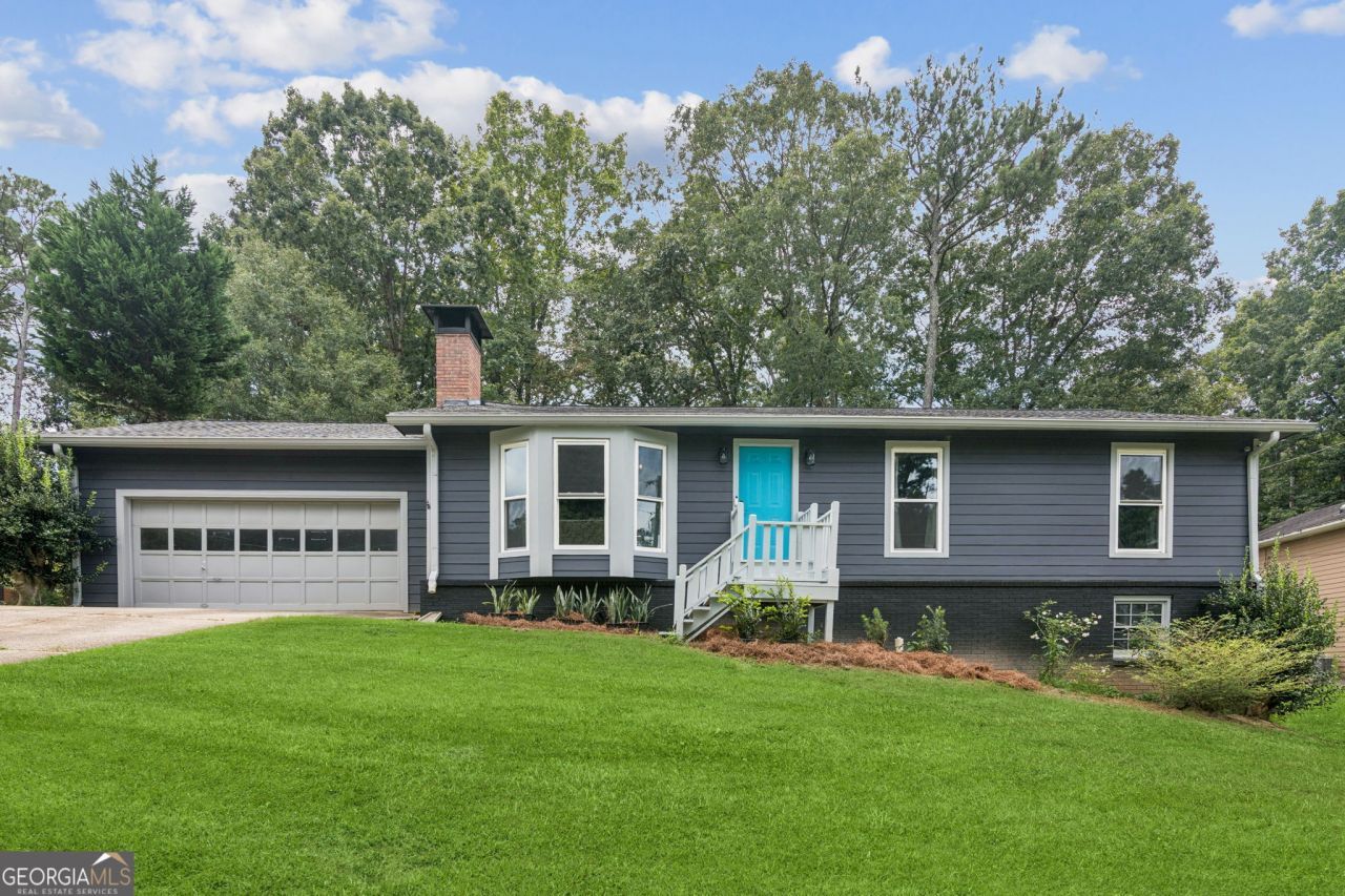 693 Deering Road Se, Conyers, GA 30094 Main Photo
