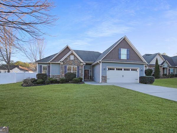 204 Dixie Creek Drive, Lagrange, GA 30240