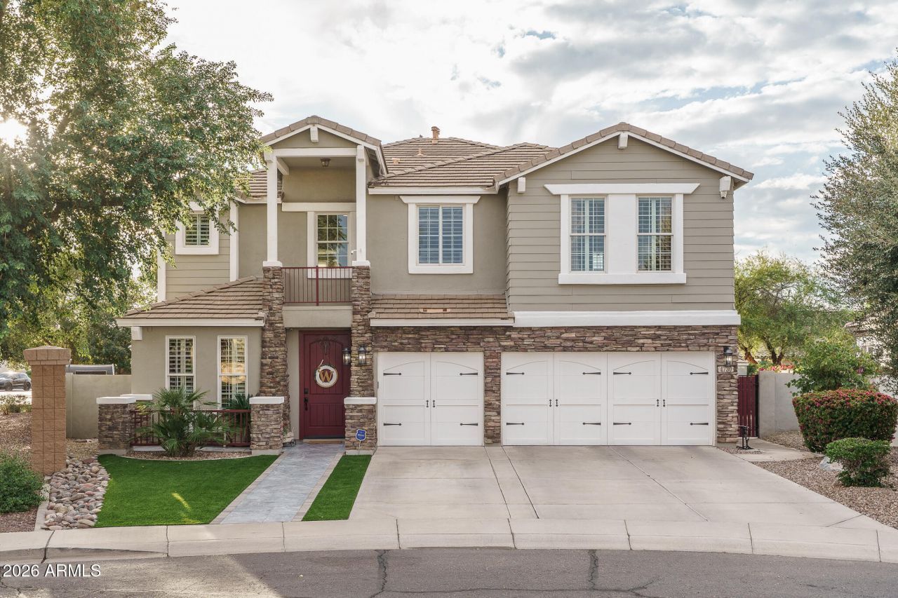 4730 S Robins Way, Chandler, AZ 85249 Main Photo