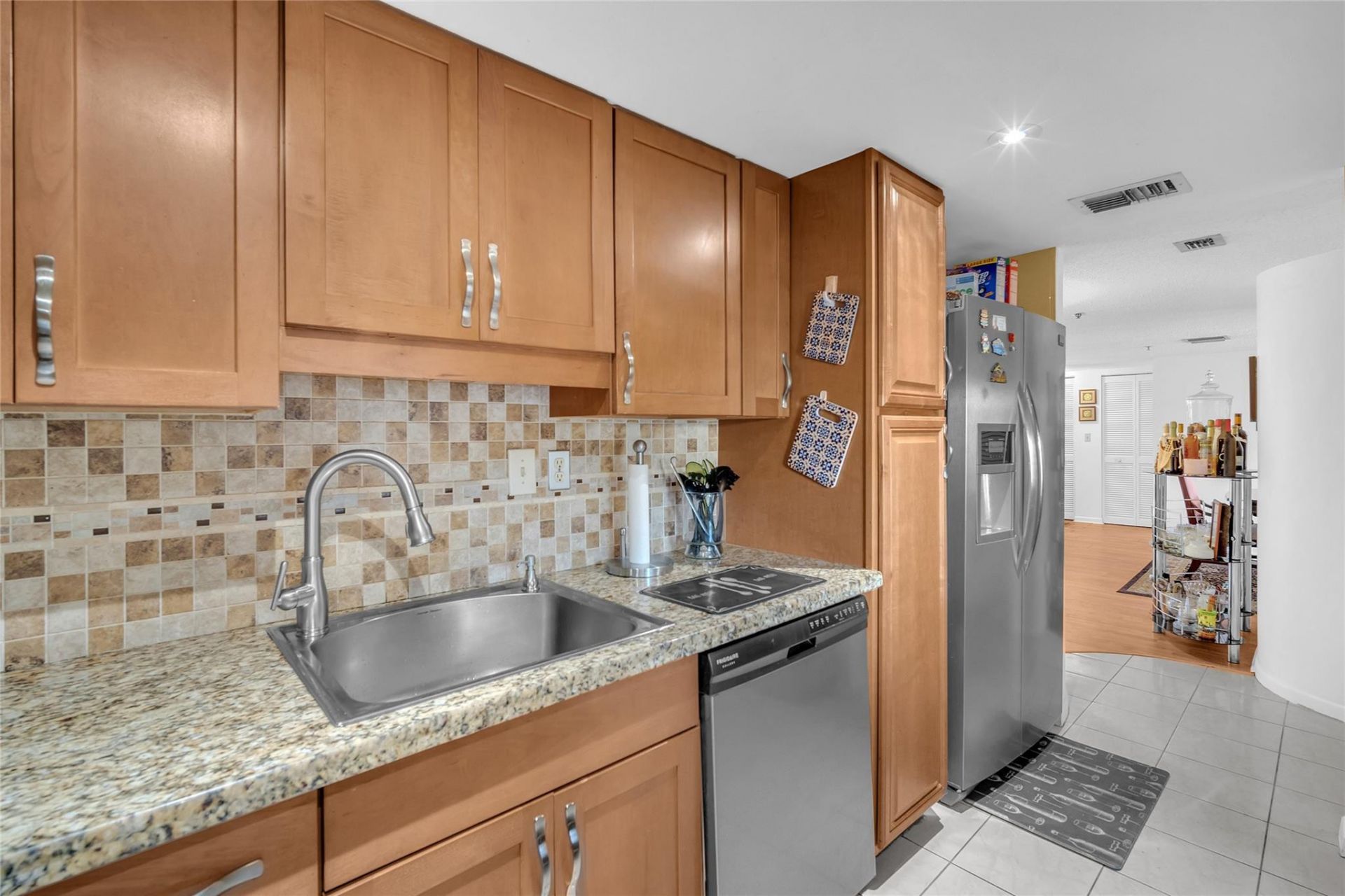 3910 Inverrary Boulevard, Unit 308-B, Lauderhill, FL 33319 Photo