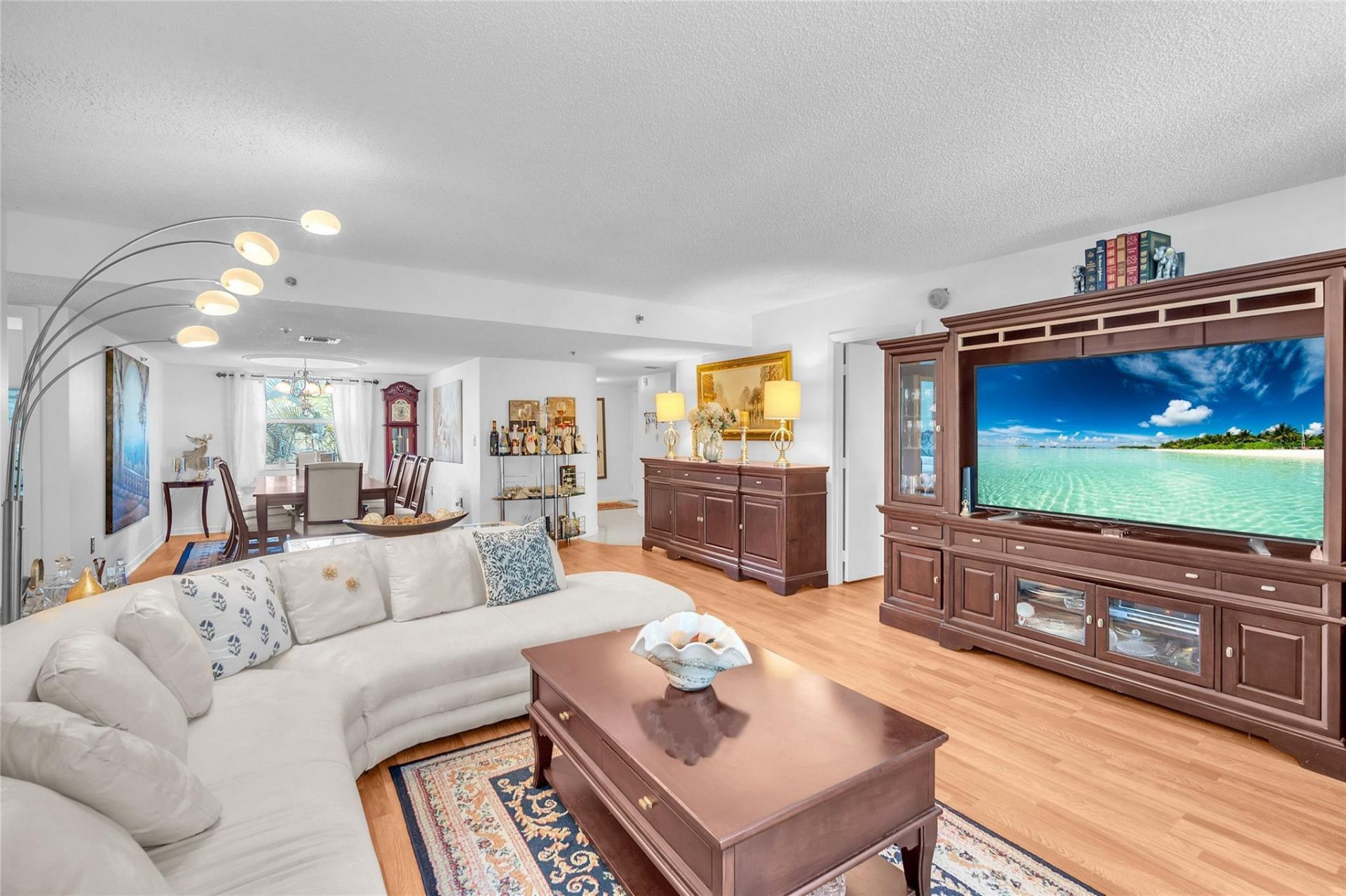 3910 Inverrary Boulevard, Unit 308-B, Lauderhill, FL 33319 Photo