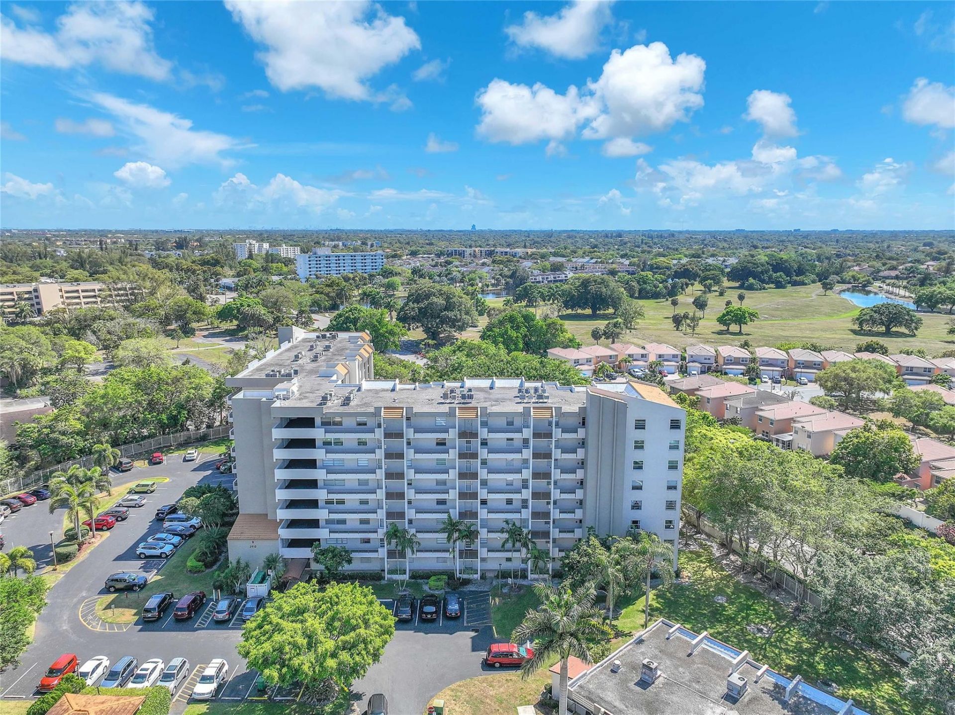 3910 Inverrary Boulevard, Unit 308-B, Lauderhill, FL 33319 Photo