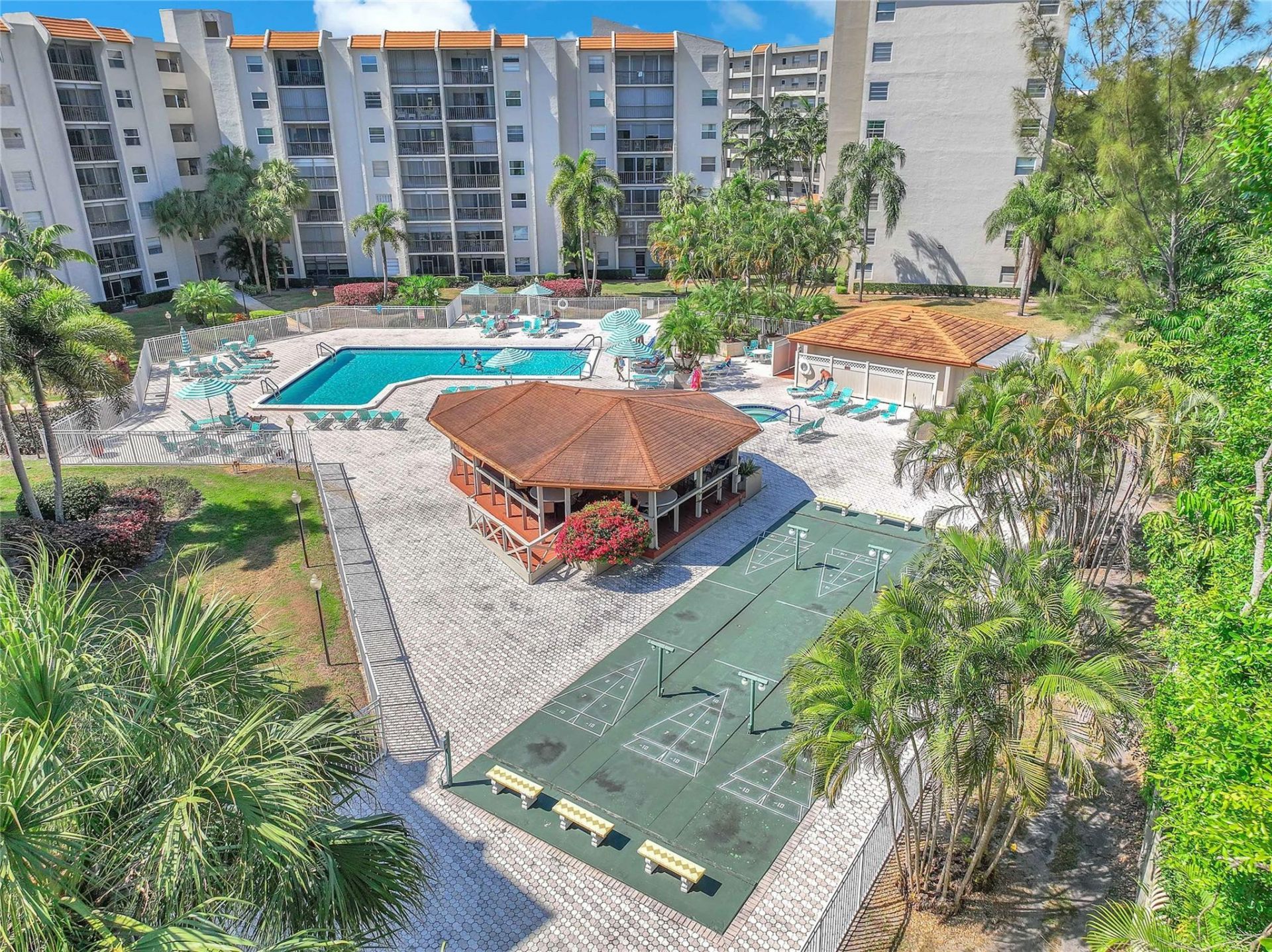 3910 Inverrary Boulevard, Unit 308-B, Lauderhill, FL 33319 Photo