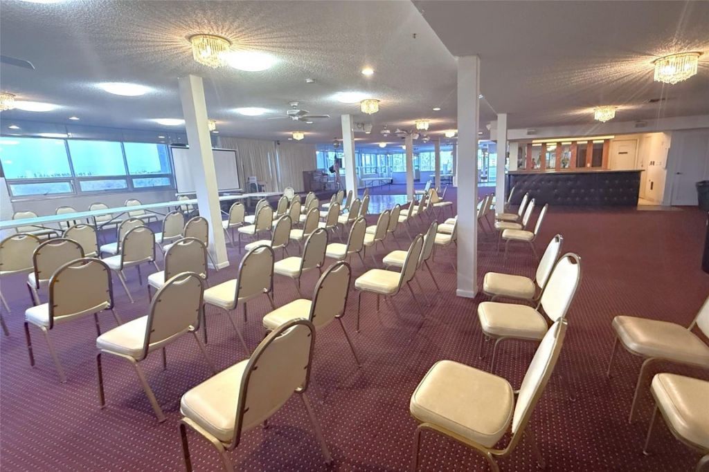 3910 Inverrary Boulevard, Unit 308-b, Lauderhill, FL 33319 Photo