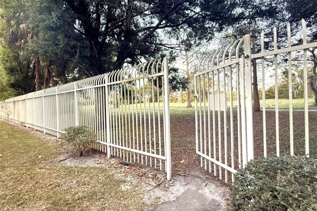 3910 Inverrary Boulevard, Unit 308-b, Lauderhill, FL 33319 Photo