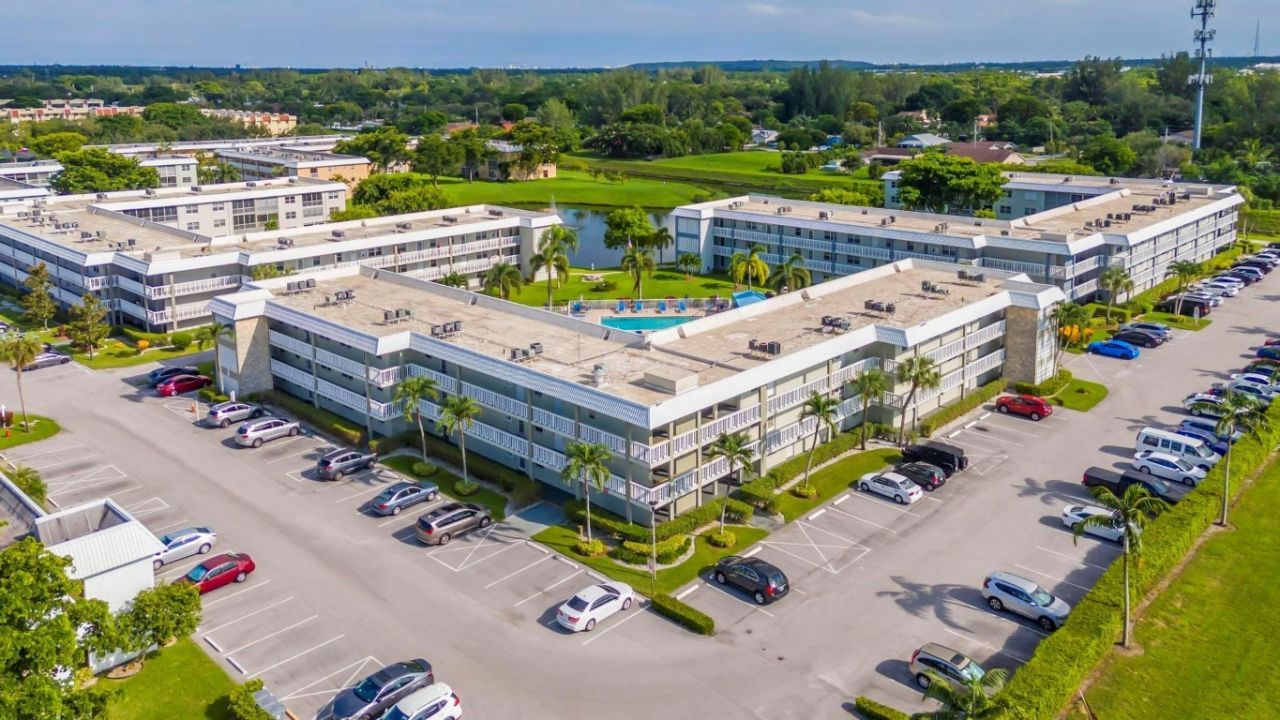 9872 Marina Boulevard, Unit 1417, Boca Raton, FL 33428 Photo