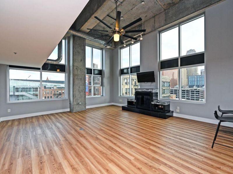 353 W Fourth Street, Unit 600, Cincinnati, OH 45202 Photo 2