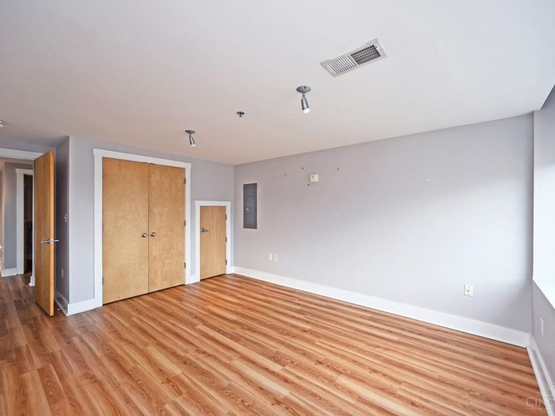 353 W Fourth Street, Unit 600, Cincinnati, OH 45202 Photo 21