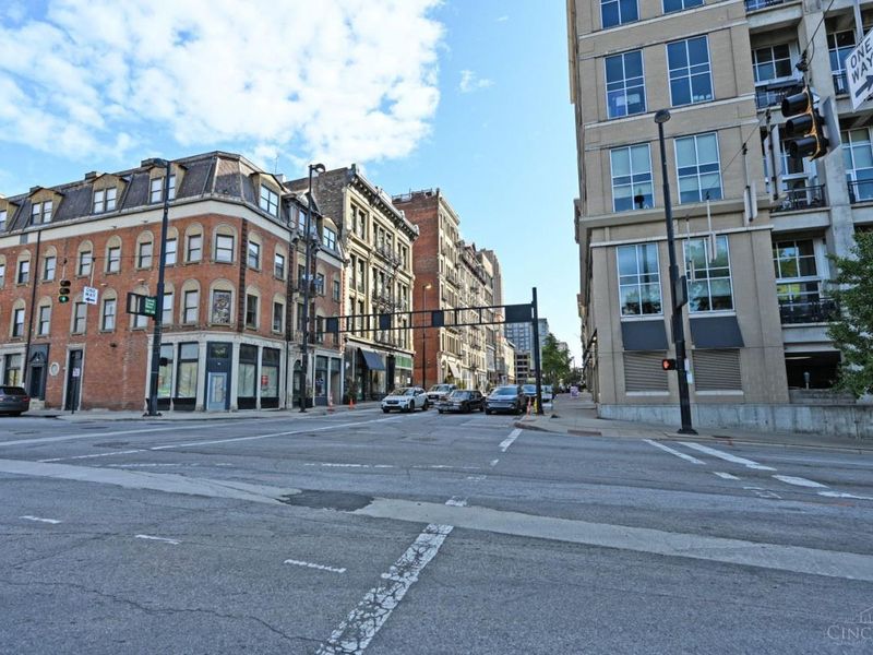 353 W Fourth Street, Unit 600, Cincinnati, OH 45202 Photo 49