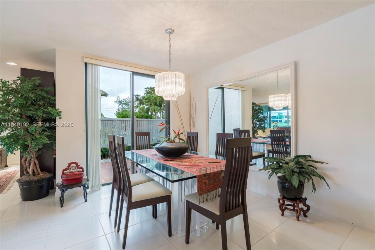 2 Eastgate Dr, Unit C, Boynton Beach, FL 33436 Photo