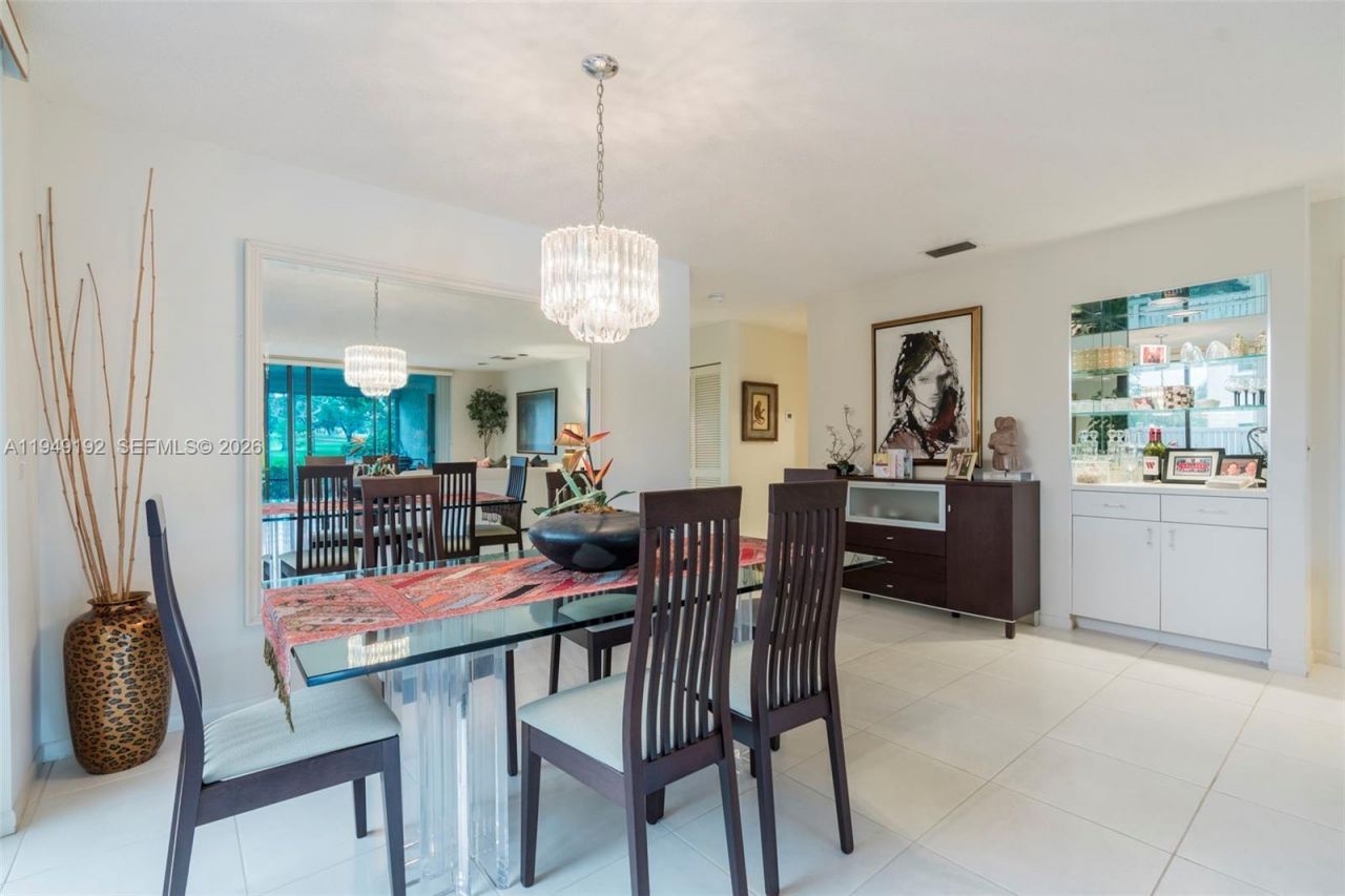 2 Eastgate Dr, Unit C, Boynton Beach, FL 33436 Photo