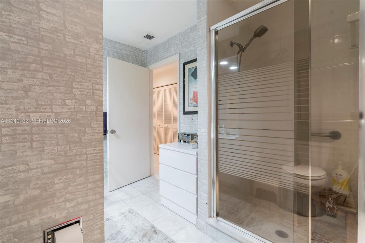 2 Eastgate Dr, Unit C, Boynton Beach, FL 33436 Photo