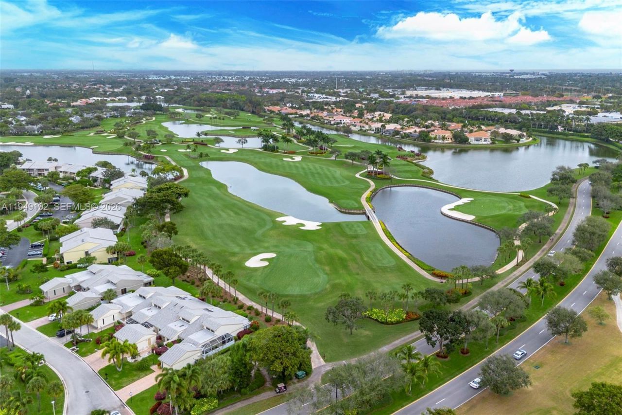 2 Eastgate Dr, Unit C, Boynton Beach, FL 33436 Photo