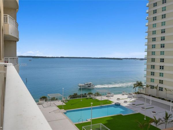 Unit 906, Miami, FL 33131