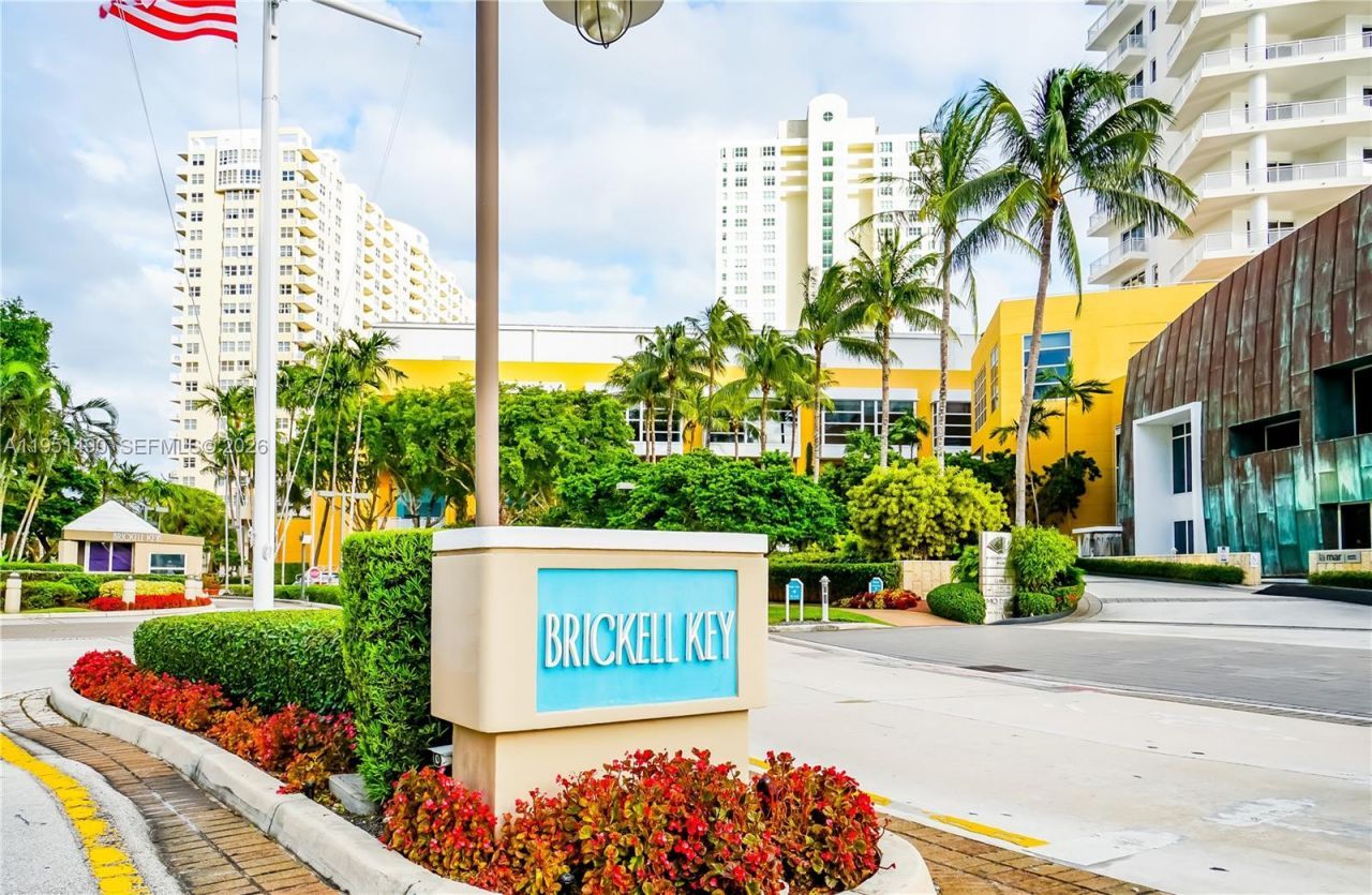 Please Call For Address, Unit 906, Miami, FL 33131 Photo