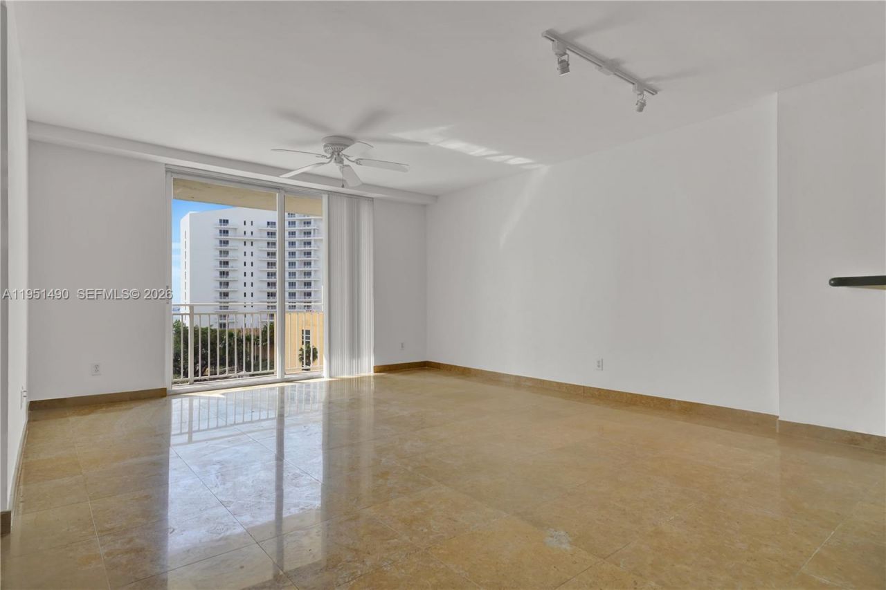 Please Call For Address, Unit 906, Miami, FL 33131 Photo