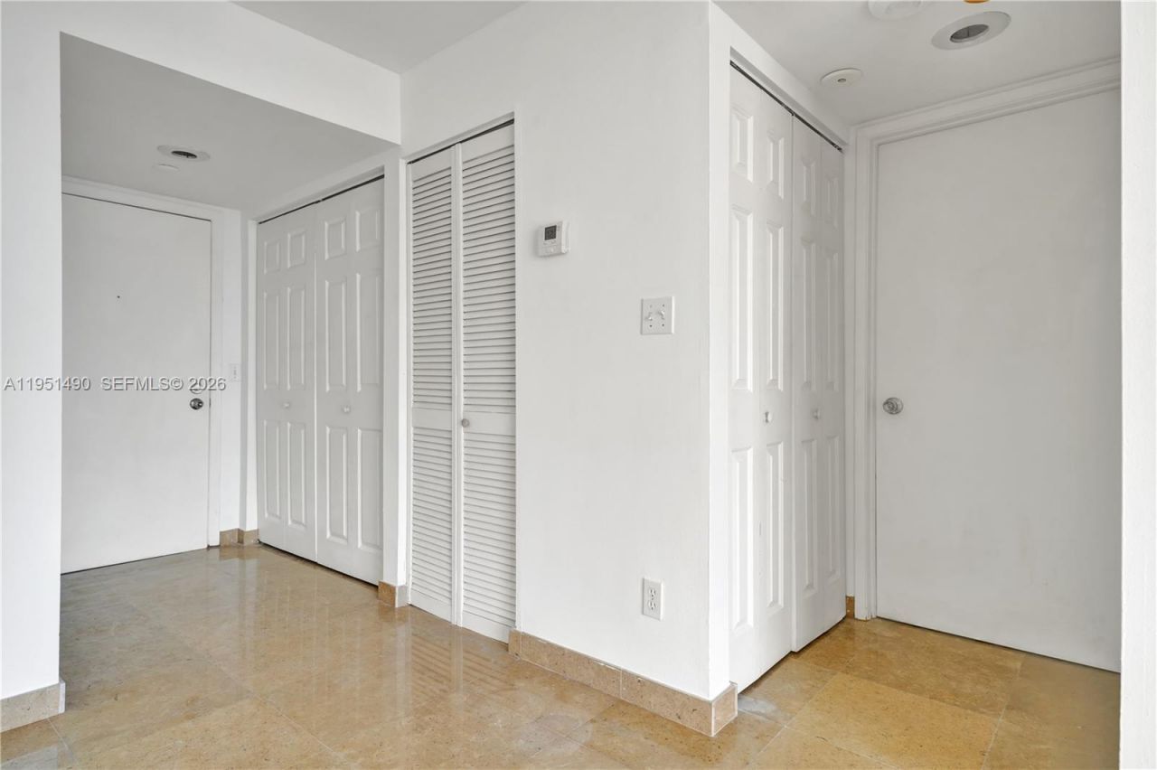 Please Call For Address, Unit 906, Miami, FL 33131 Photo