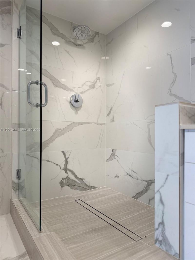 4000 Towerside Ter, Unit 1704, Miami, FL 33138 Photo