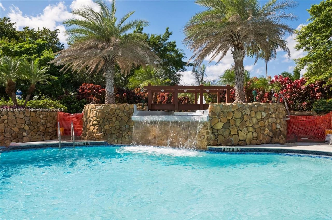 4000 Towerside Ter, Unit 1704, Miami, FL 33138 Photo