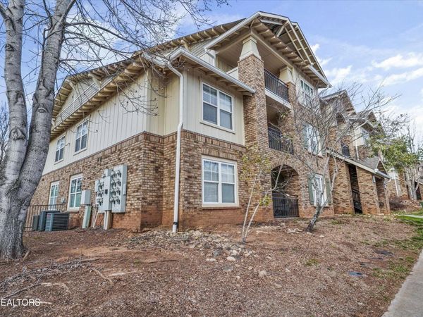 3700 Spruce Ridge Way, Knoxville, TN 37920
