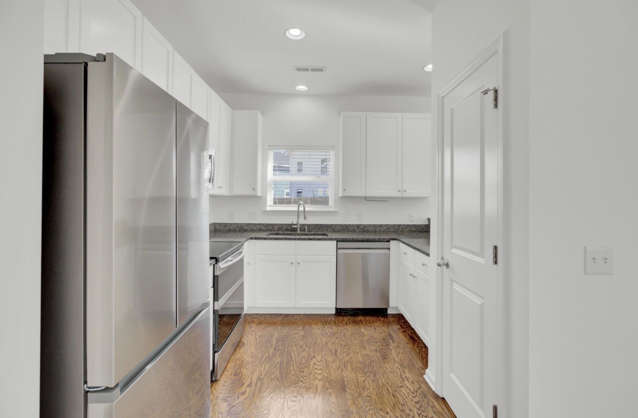 420 Sablewood Drive Photo 14