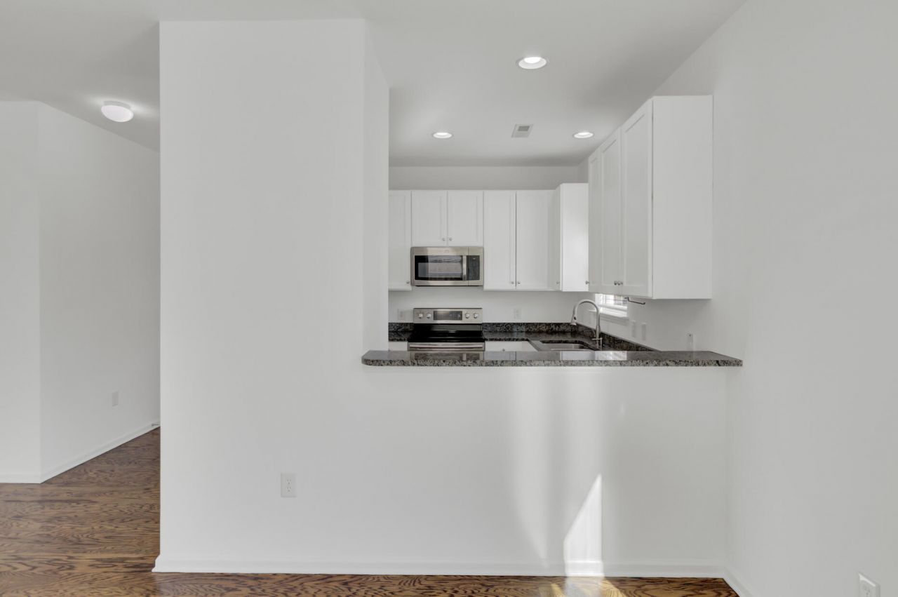 420 Sablewood Drive Photo 17