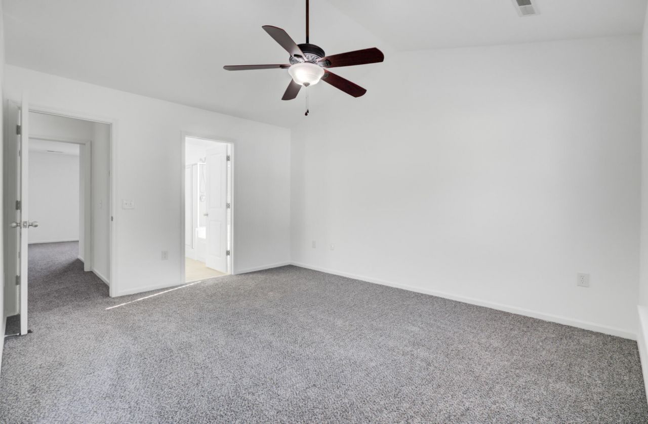 420 Sablewood Drive Photo 34