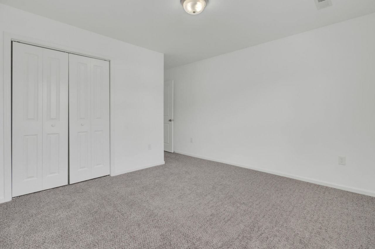 420 Sablewood Drive Photo 42