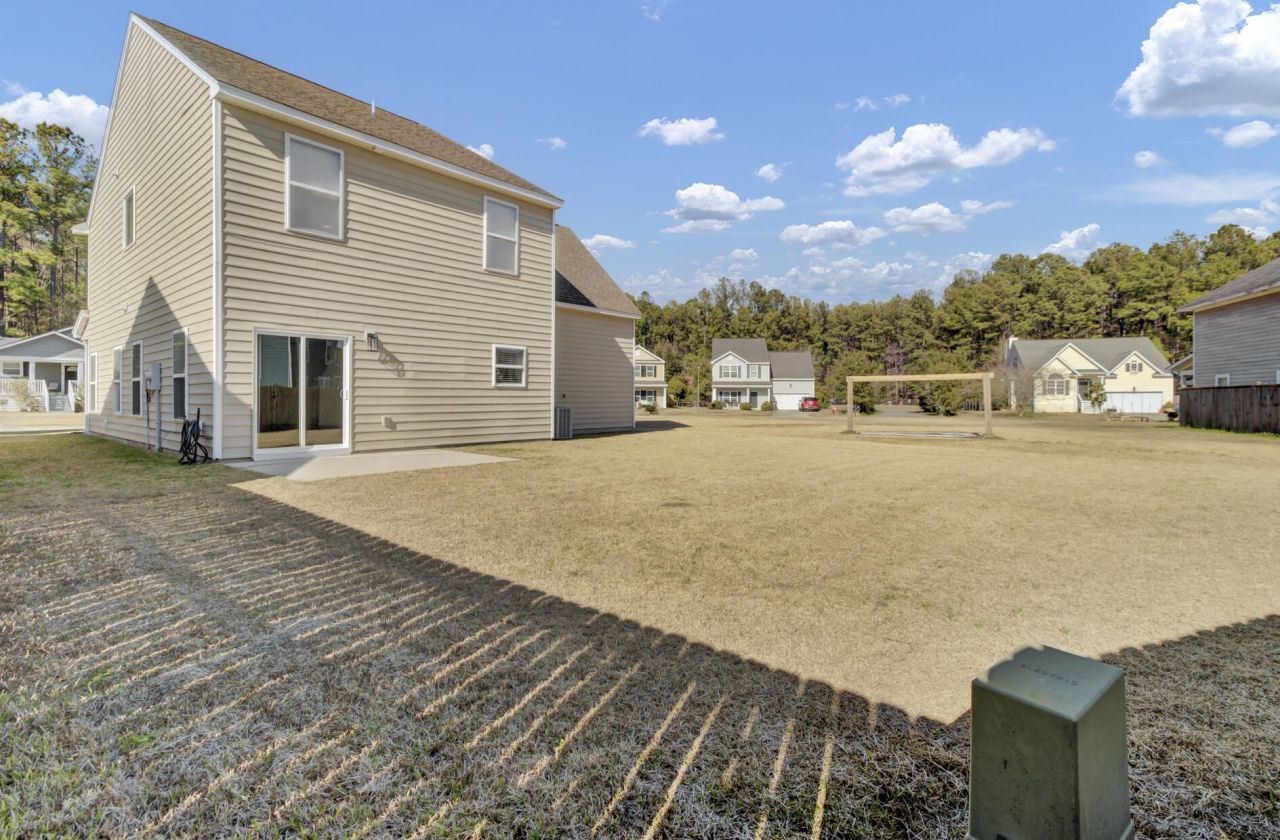 420 Sablewood Drive Photo 45