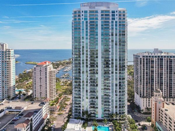 100 1ST AVENUE N, Unit 3806, ST PETERSBURG, FL 33701