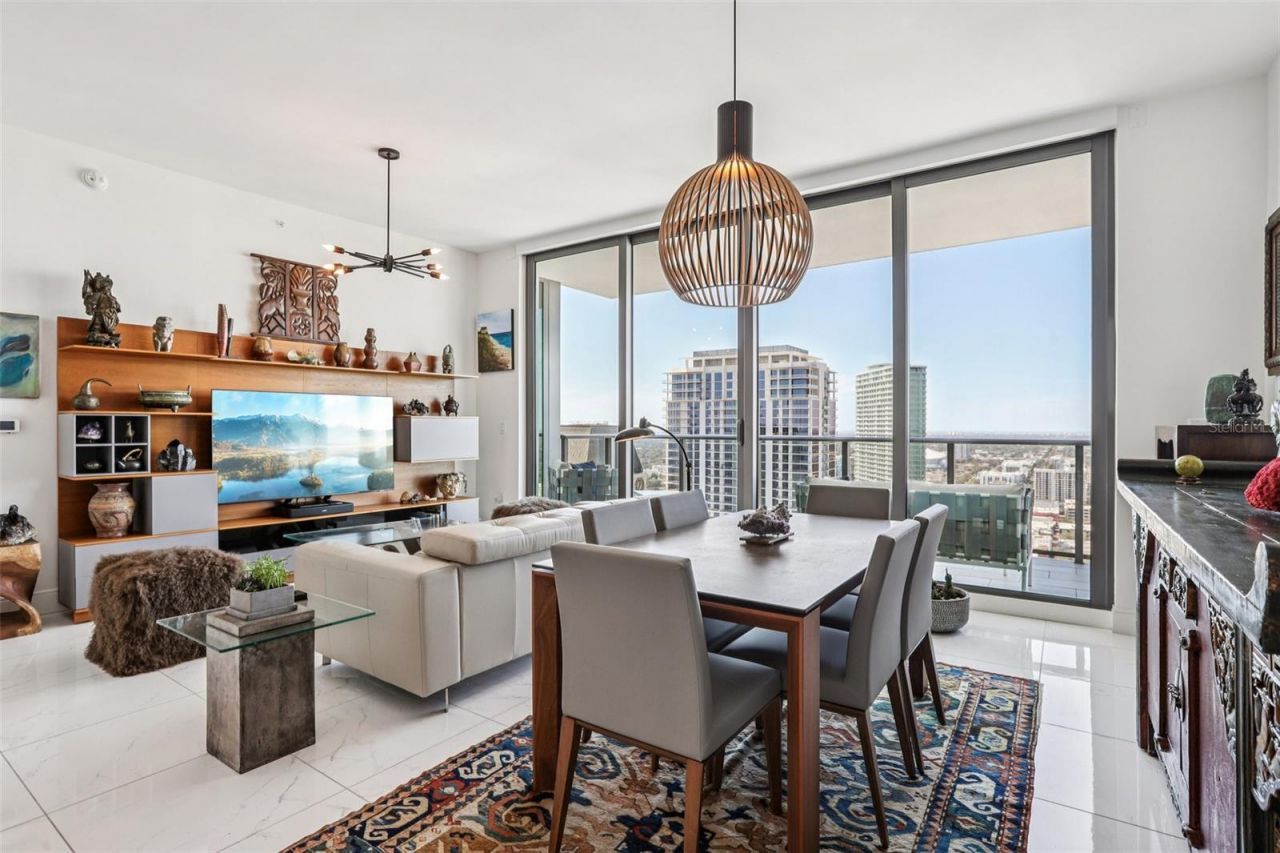 100 1st Avenue N, Unit 3806, Saint Petersburg, FL 33701 Photo