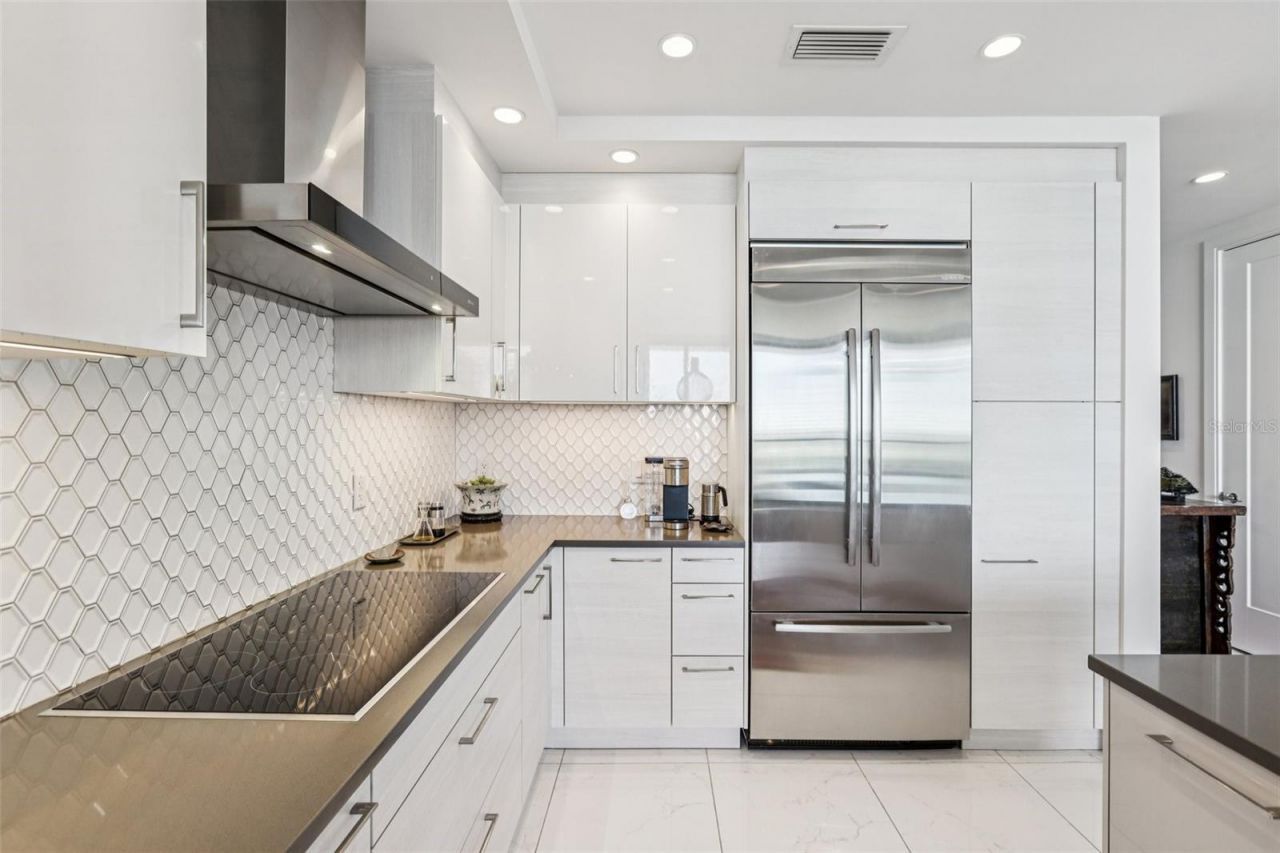 100 1st Avenue N, Unit 3806, Saint Petersburg, FL 33701 Photo