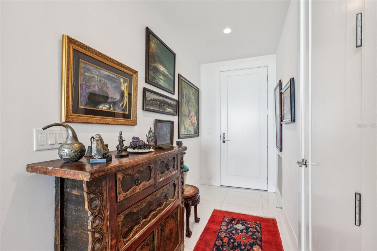 100 1st Avenue N, Unit 3806, Saint Petersburg, FL 33701 Photo