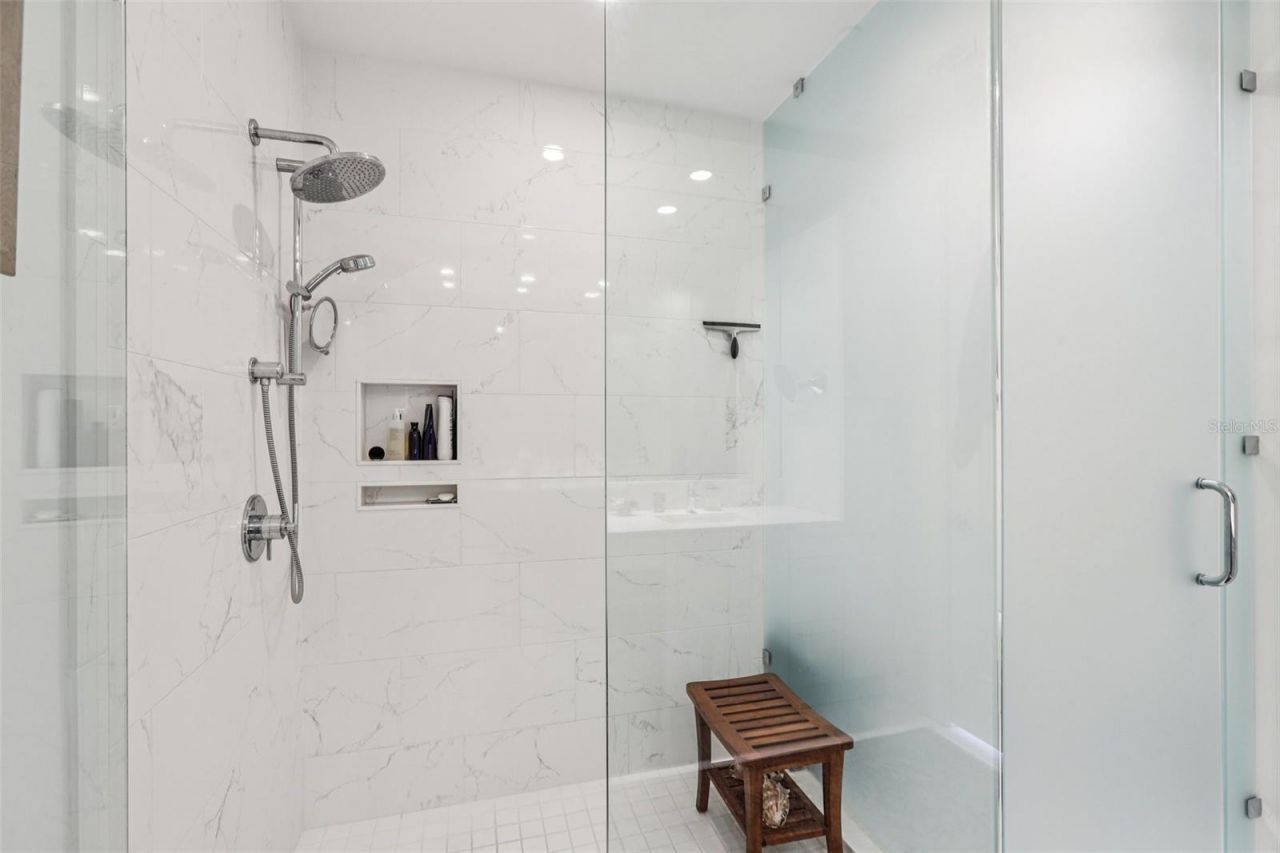 100 1st Avenue N, Unit 3806, Saint Petersburg, FL 33701 Photo