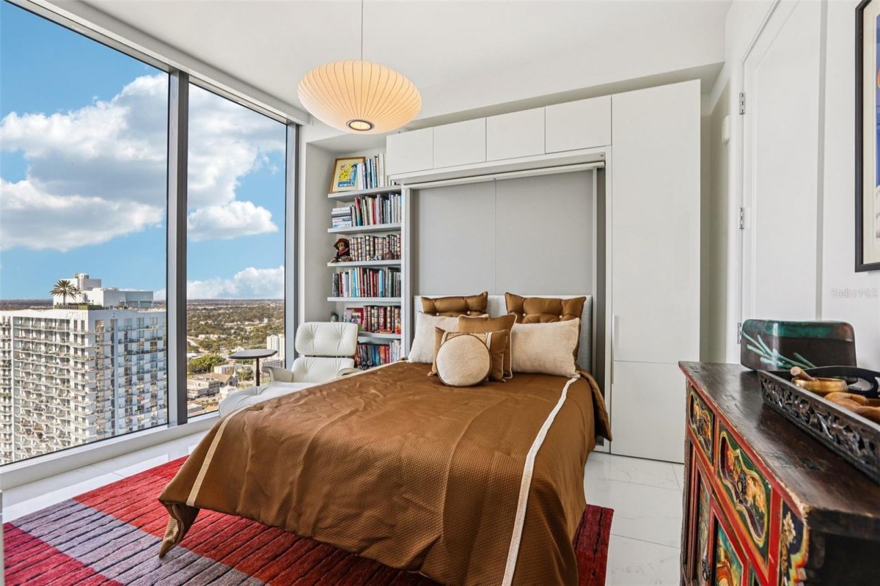 100 1st Avenue N, Unit 3806, Saint Petersburg, FL 33701 Photo