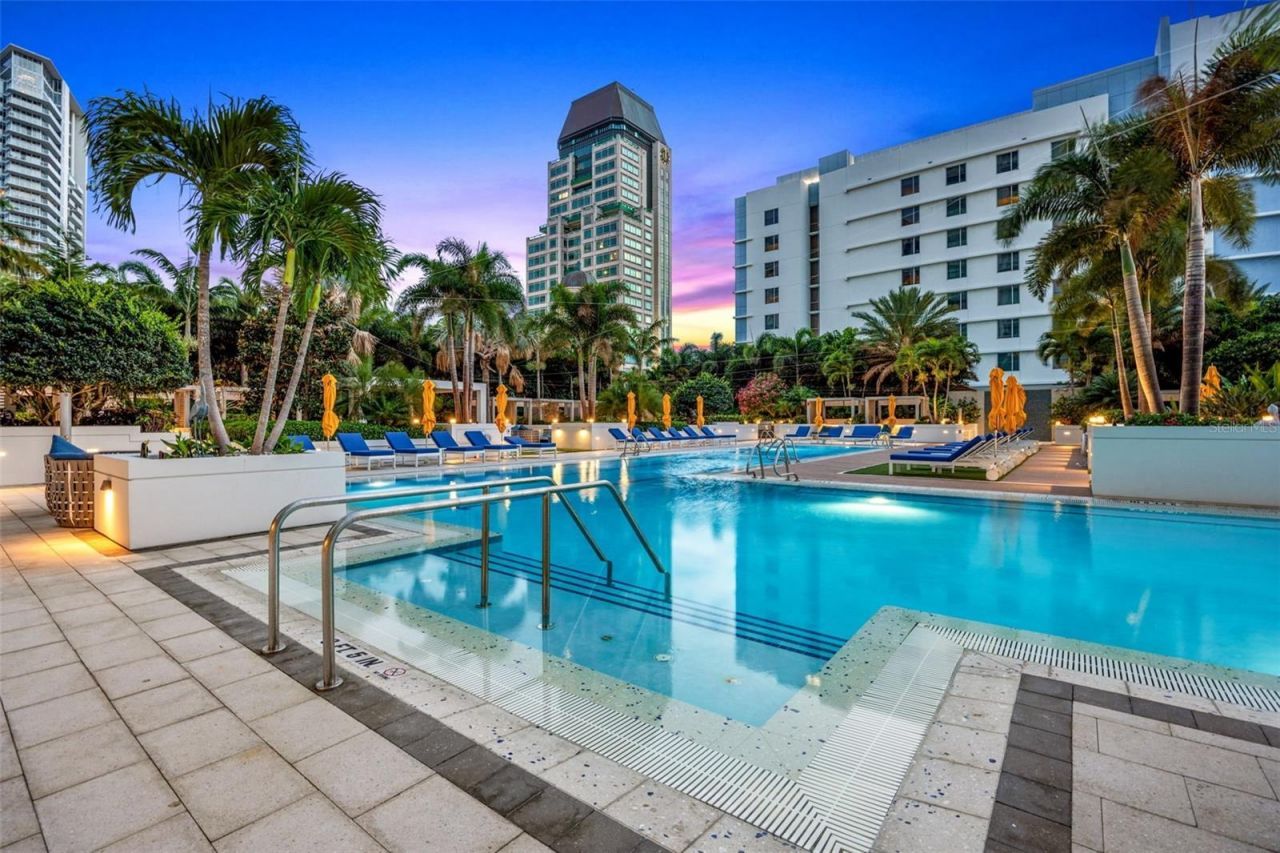 100 1st Avenue N, Unit 3806, Saint Petersburg, FL 33701 Photo