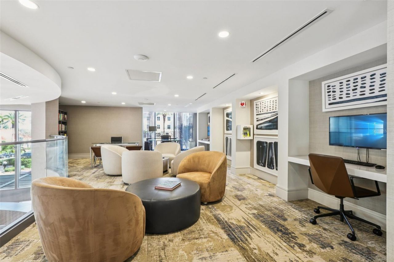 100 1st Avenue N, Unit 3806, Saint Petersburg, FL 33701 Photo