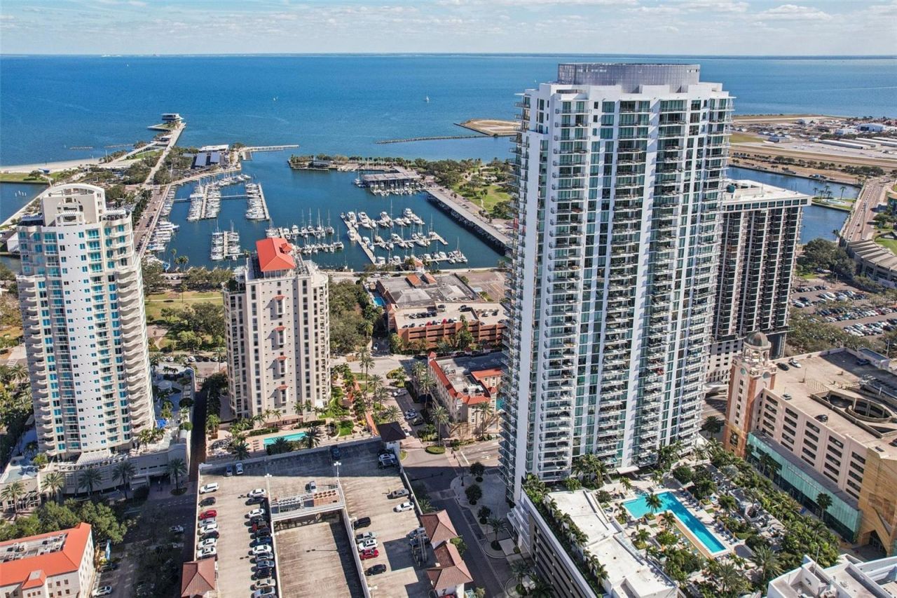 100 1st Avenue N, Unit 3806, Saint Petersburg, FL 33701 Photo