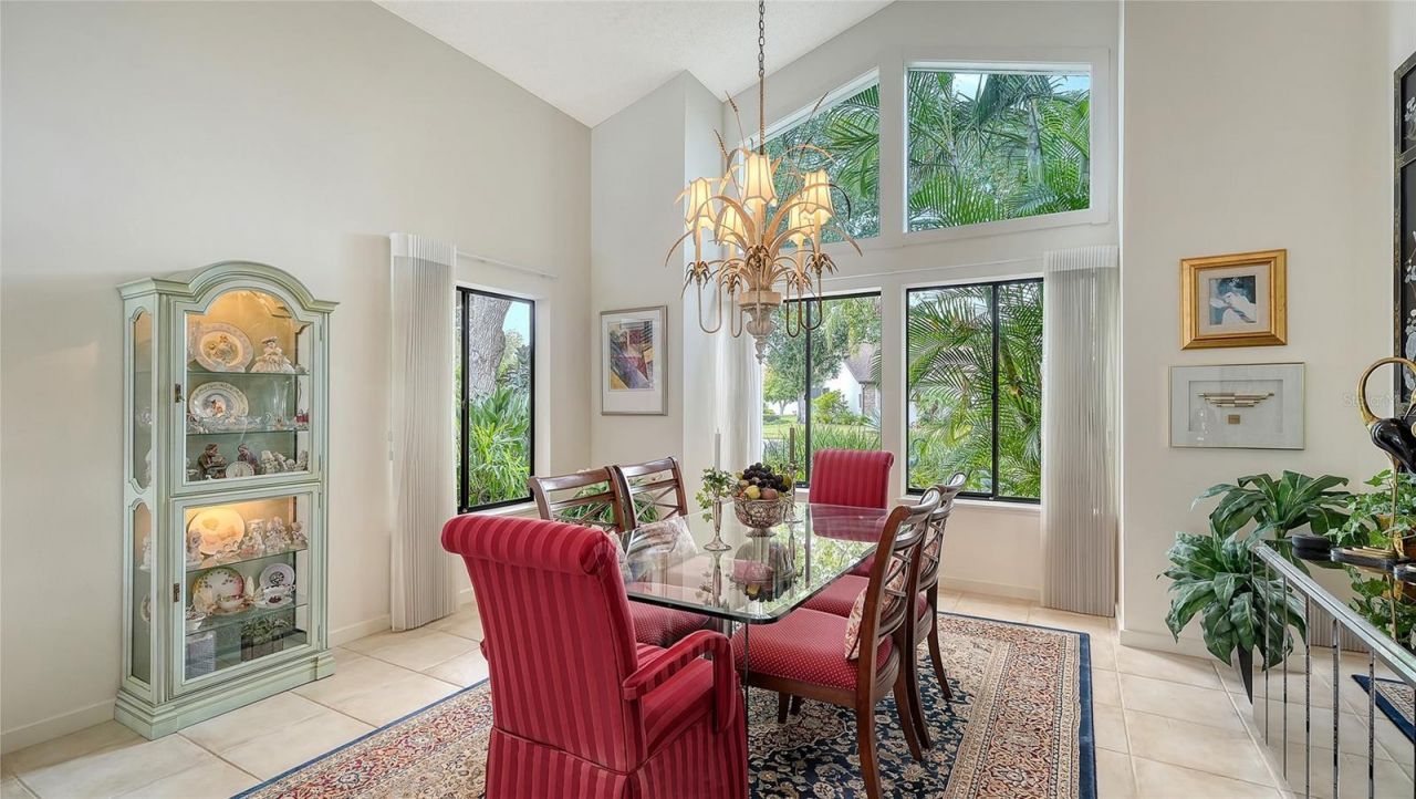 8142 Misty Oaks Boulevard, Sarasota, FL 34243 Photo