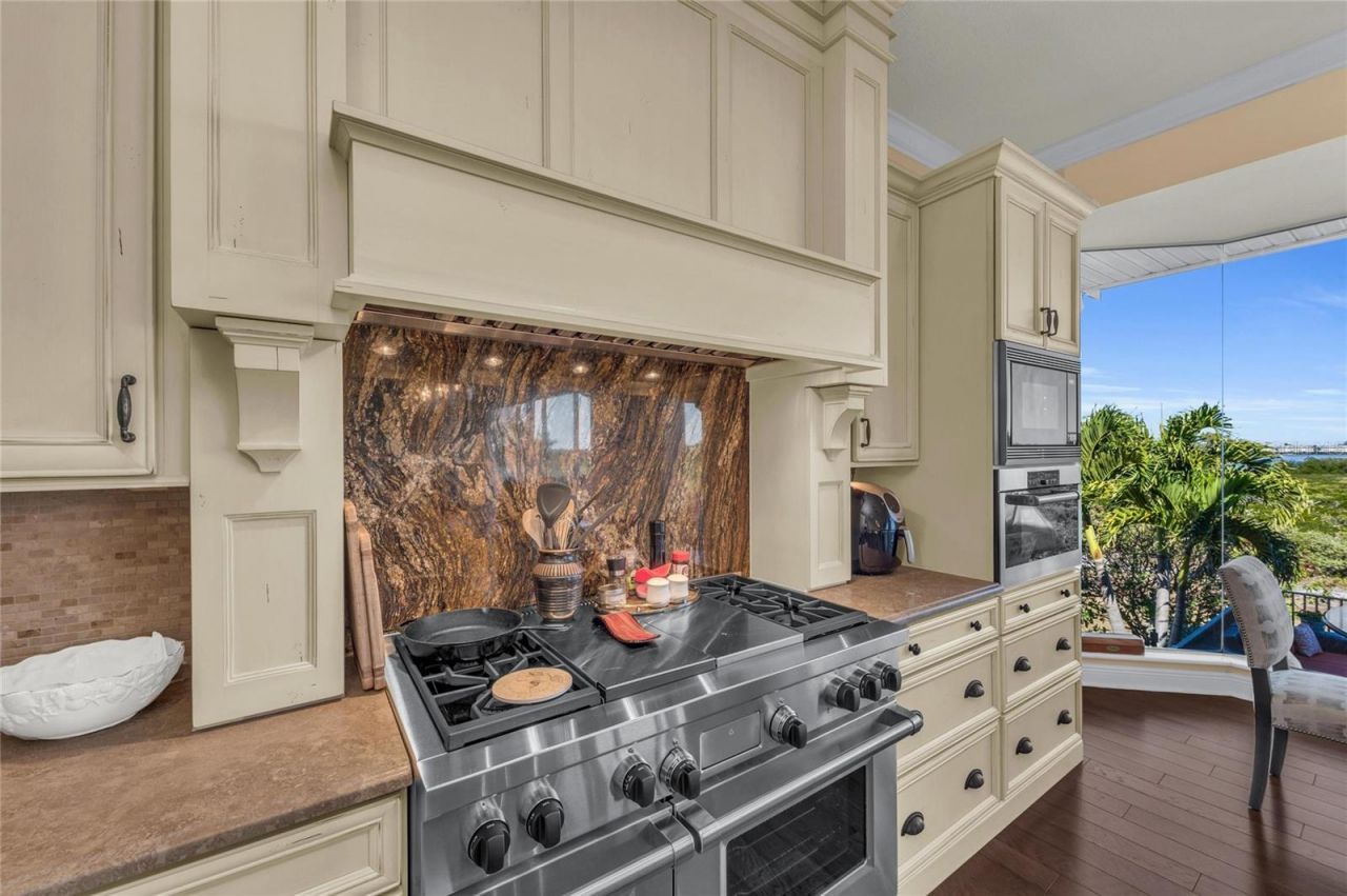 12413 Baypointe Terrace, Cortez, FL 34215 Photo