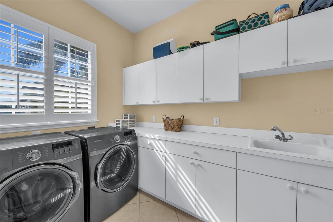 12413 Baypointe Terrace, Cortez, FL 34215 Photo