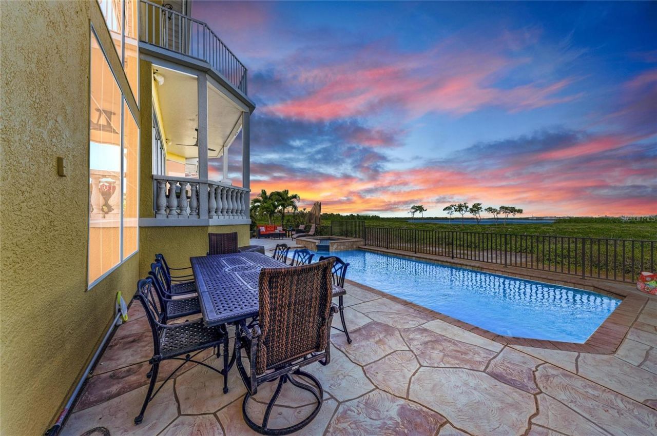 12413 Baypointe Terrace, Cortez, FL 34215 Photo