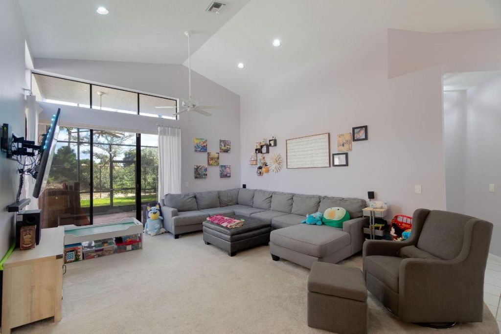 10122 Lexington Circle N, Boynton Beach, FL 33436 Photo