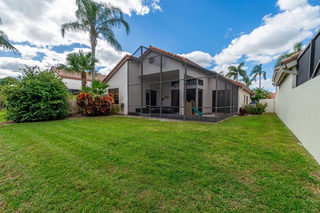 10122 Lexington Circle N, Boynton Beach, FL 33436 Photo