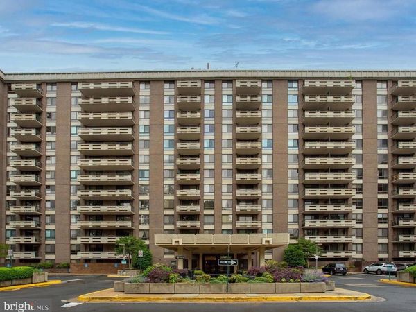 1808 OLD MEADOW ROAD, Unit 507, MCLEAN, VA 22102