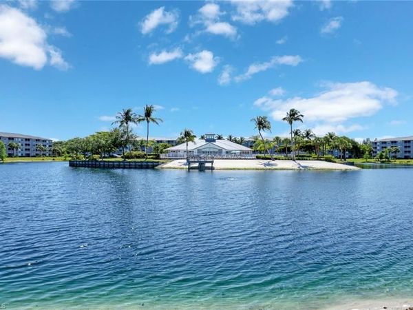 16625 Lake Circle DR, Unit 518, FORT MYERS, FL 33908