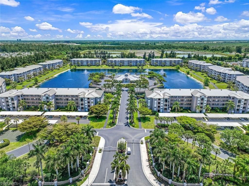 16625 Lake Circle Dr, Unit 518, Fort Myers, FL 33908 Photo