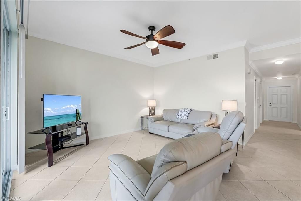 16625 Lake Circle Dr, Unit 518, Fort Myers, FL 33908 Photo