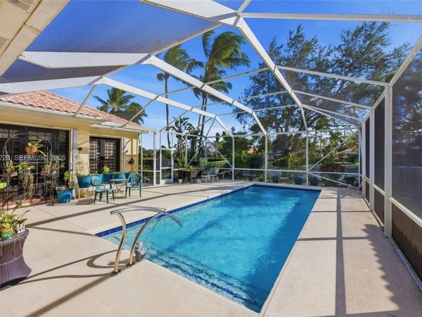 7646 Red River Rd, West Palm Beach, FL 33411