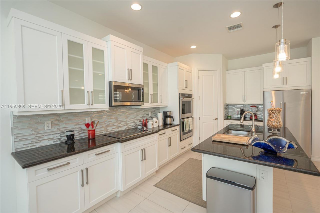 11824 SW 13th Ct, Pembroke Pines, FL 33025 Photo